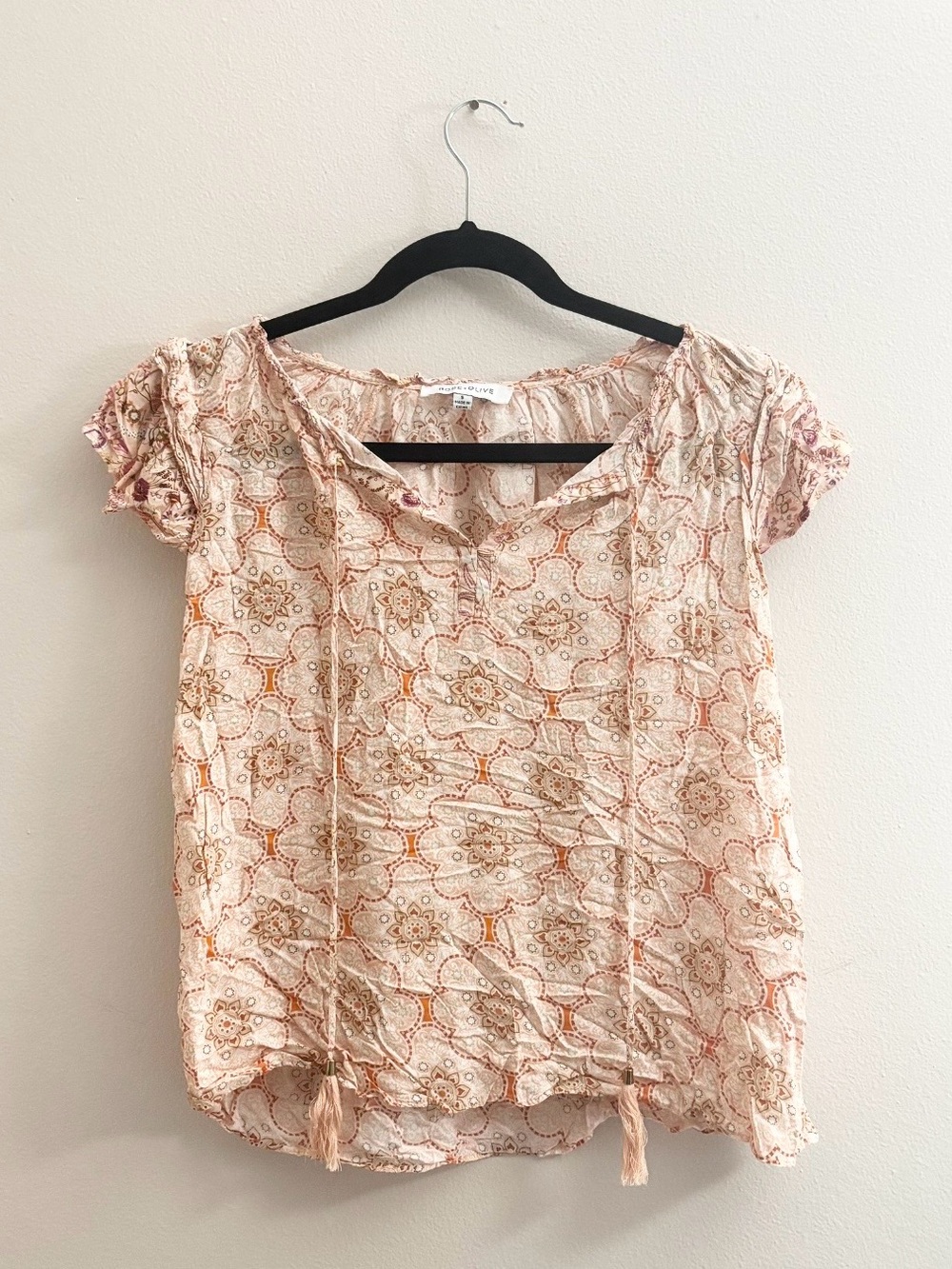 5/$15 🩷 MUST BUNDLE Rose & Olive Cream and Orange Floral Peasant Blouse